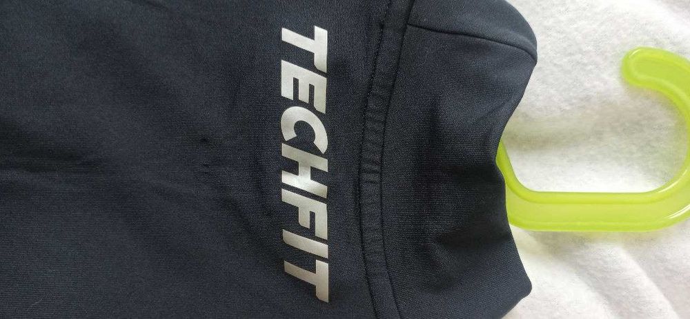 Bluza sportowa ADIDAS TECHFIT, rozmiar S