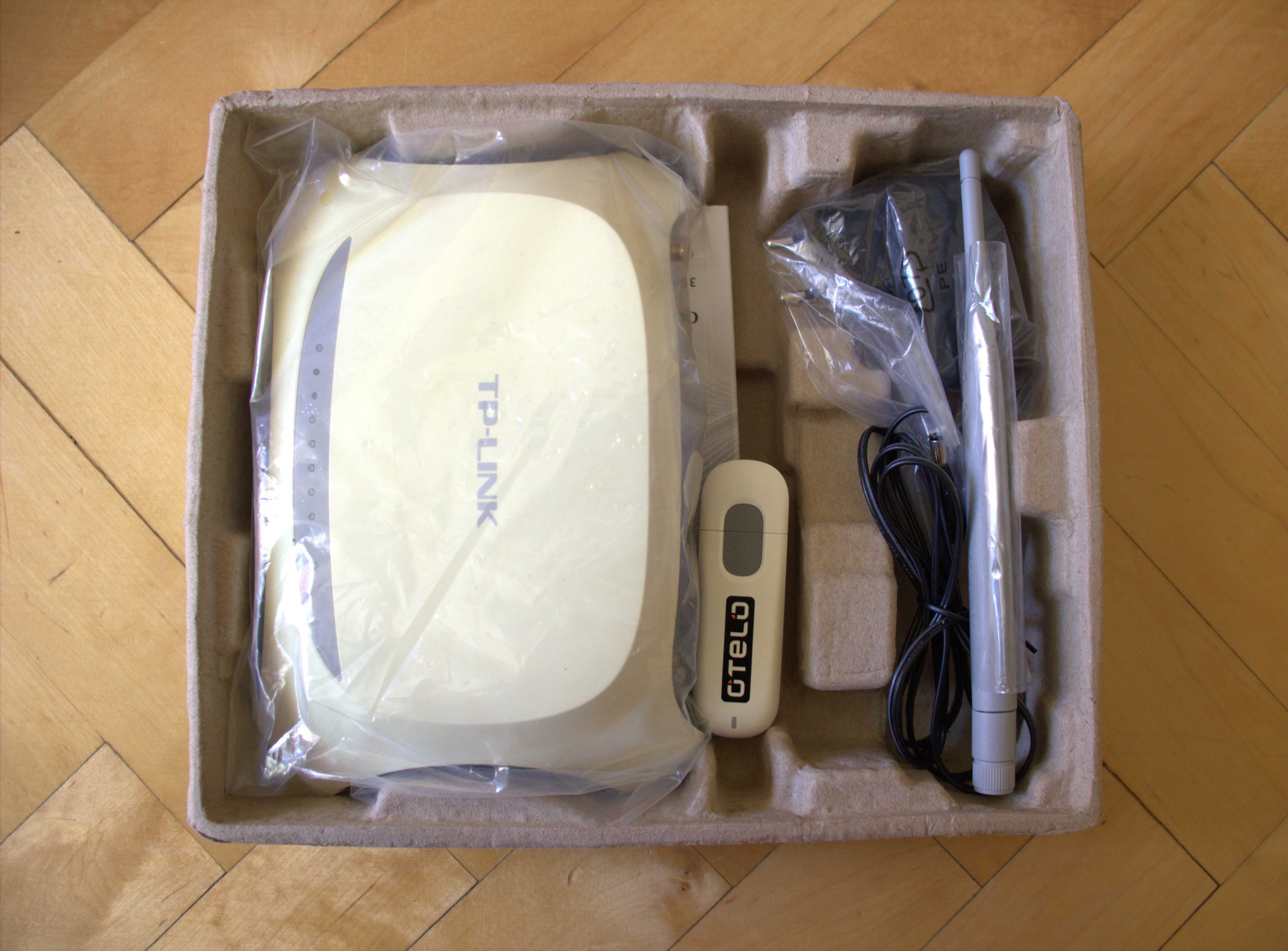 Router TP-LINK 3G/4G Wireless N Router Model TL-MR3220 2.4GHz 150Mbps