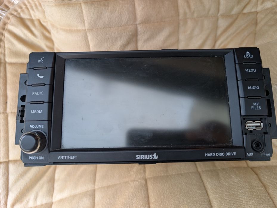 Продам магнітолу Sirius