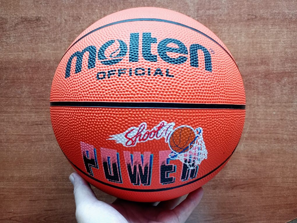Баскетбольний м'яч Molten (новий, Японія) + голка під ніпель