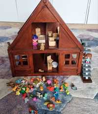 Drewniany domek dla lalek mebelki drewno figurki schody