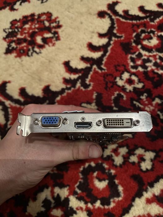 Продам Відеокарта MSI AMD Radeon HD6570 1GB LP