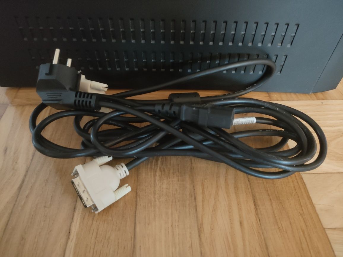Fujitsu Esprimo P420, Celeron G1840 2,8 GHz, 4GB RAM, 128 GB dysk SSD