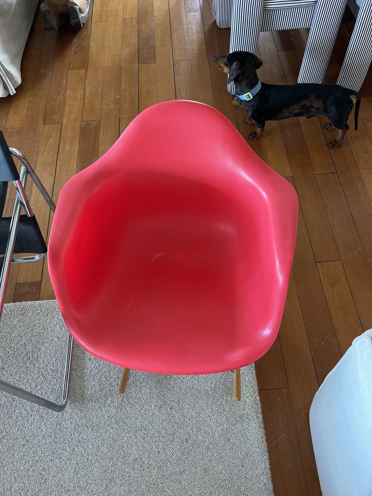 2 cadeiras design baloico encarnadas