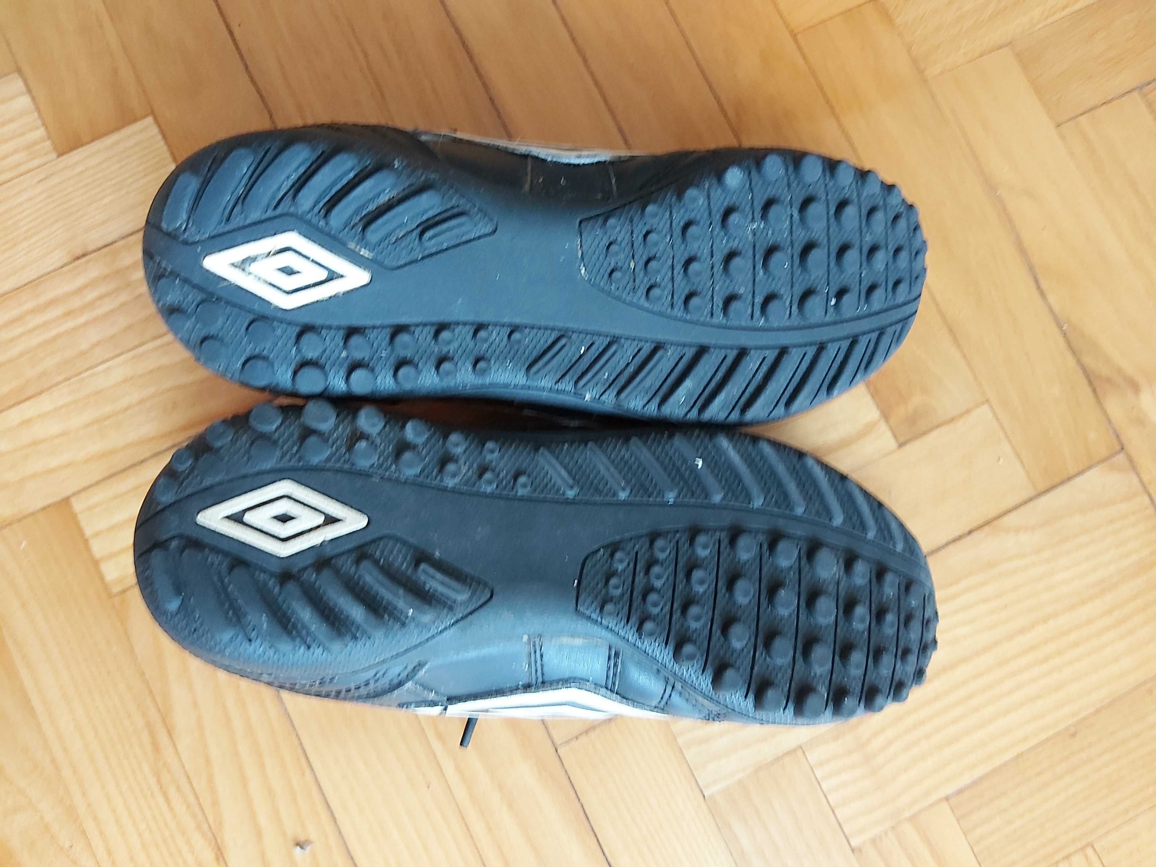 Buty sportowe Umbro r. 38