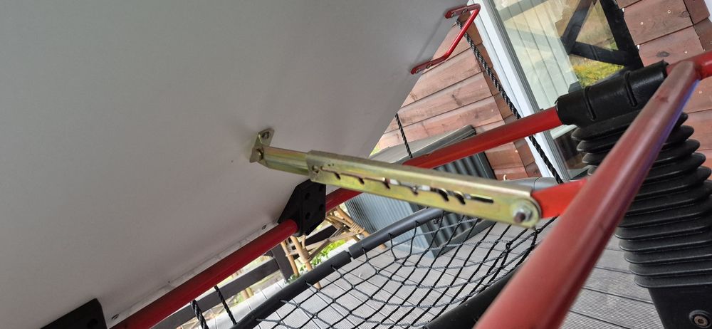 Biurko (stół) z podnoszonym blatem (kreślarskie)