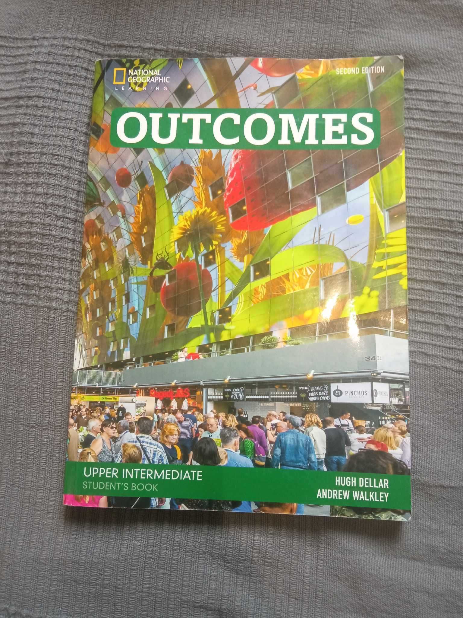 Outcomes Upper-Intermediate Student's Book + DVD