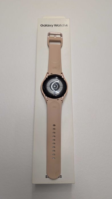 Смарт-годинник Samsung Galaxy Watch4 40mm Gold (SM-R860NZDA)