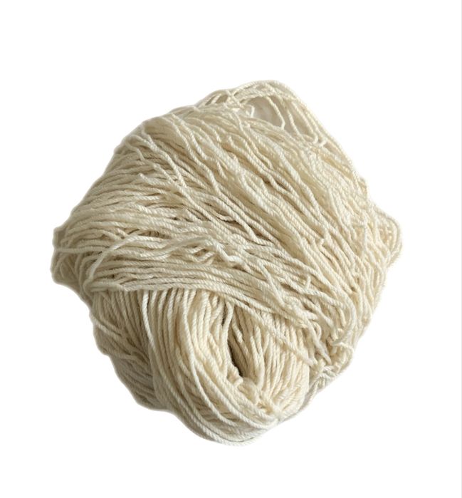 Lã de Arraiolos (2 meadas) qualquer cor