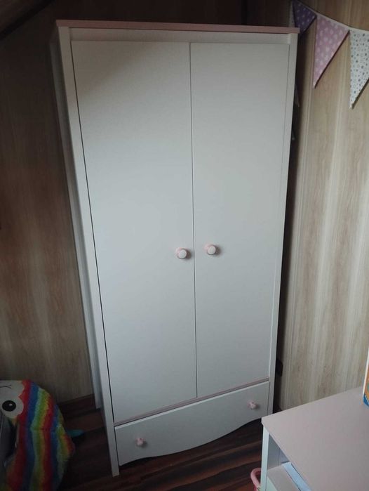 Zestaw mebli dziecięcych