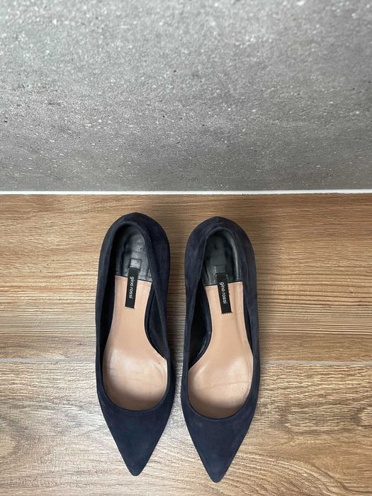 Stylowe szpilki na wiele okazji Gino Rossi