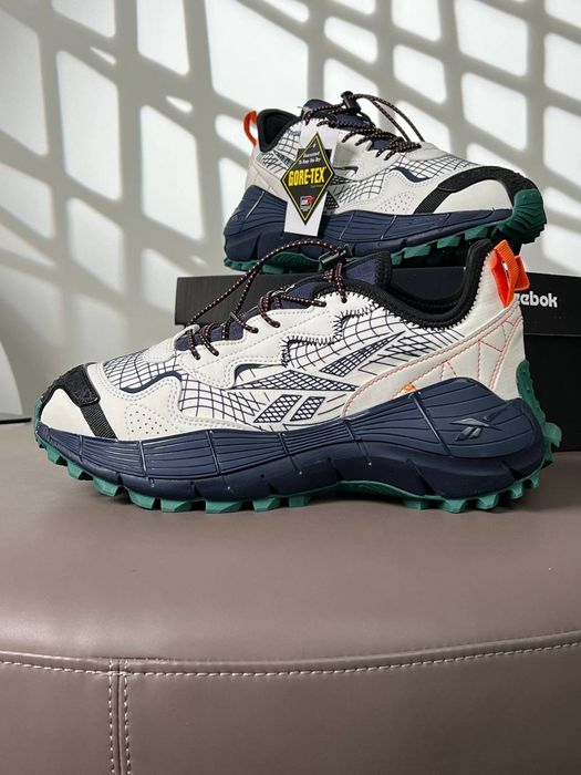 Мужские термо кроссовки Reebok Zig Kinetica 2.5 Edge GTX Beige Navy
