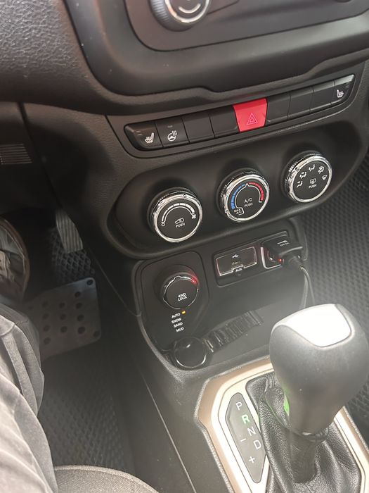 Продаж Jeep Renegate 4*4 2017