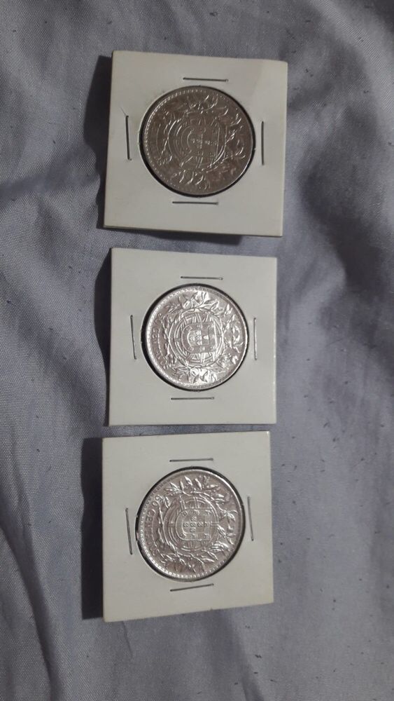 3 moedas em prata bom estado  ,50centavos 2x1913 e 1x 1914,