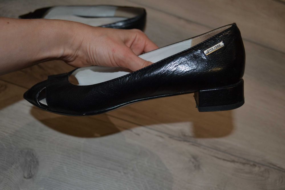 Buty sandały gino rossi 38 czarne skórzane skóra na obcasie