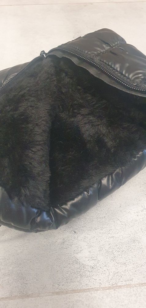 Buty sniegowce     .