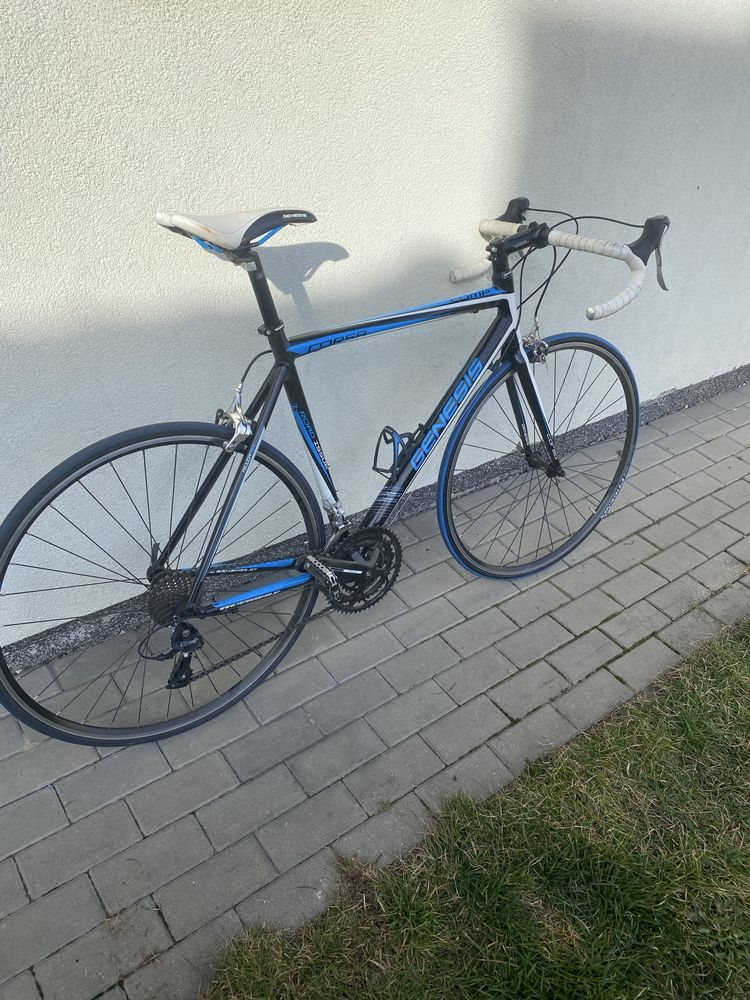Rower Szosowy Genesis