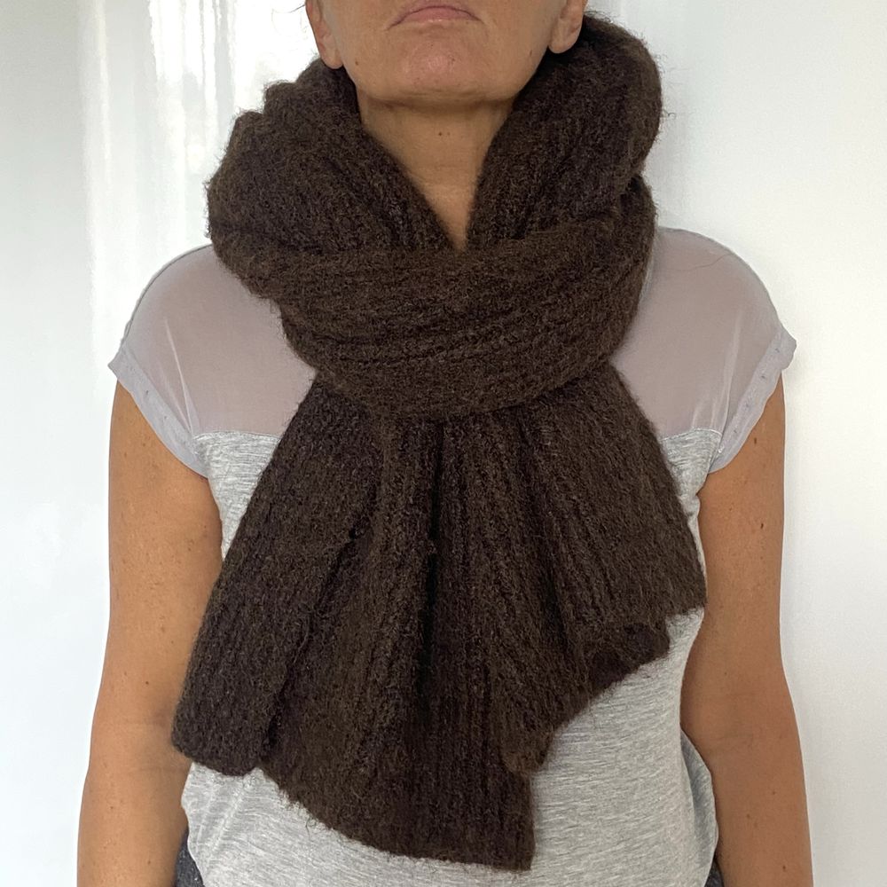 Szalik Zara wełna brązowy czekoladowy długi ciężki ciepły unisex