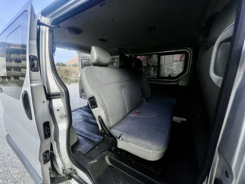 RENAULT TRAFIC 1.9 dCi 100 KM – 2004 6 osób, bus