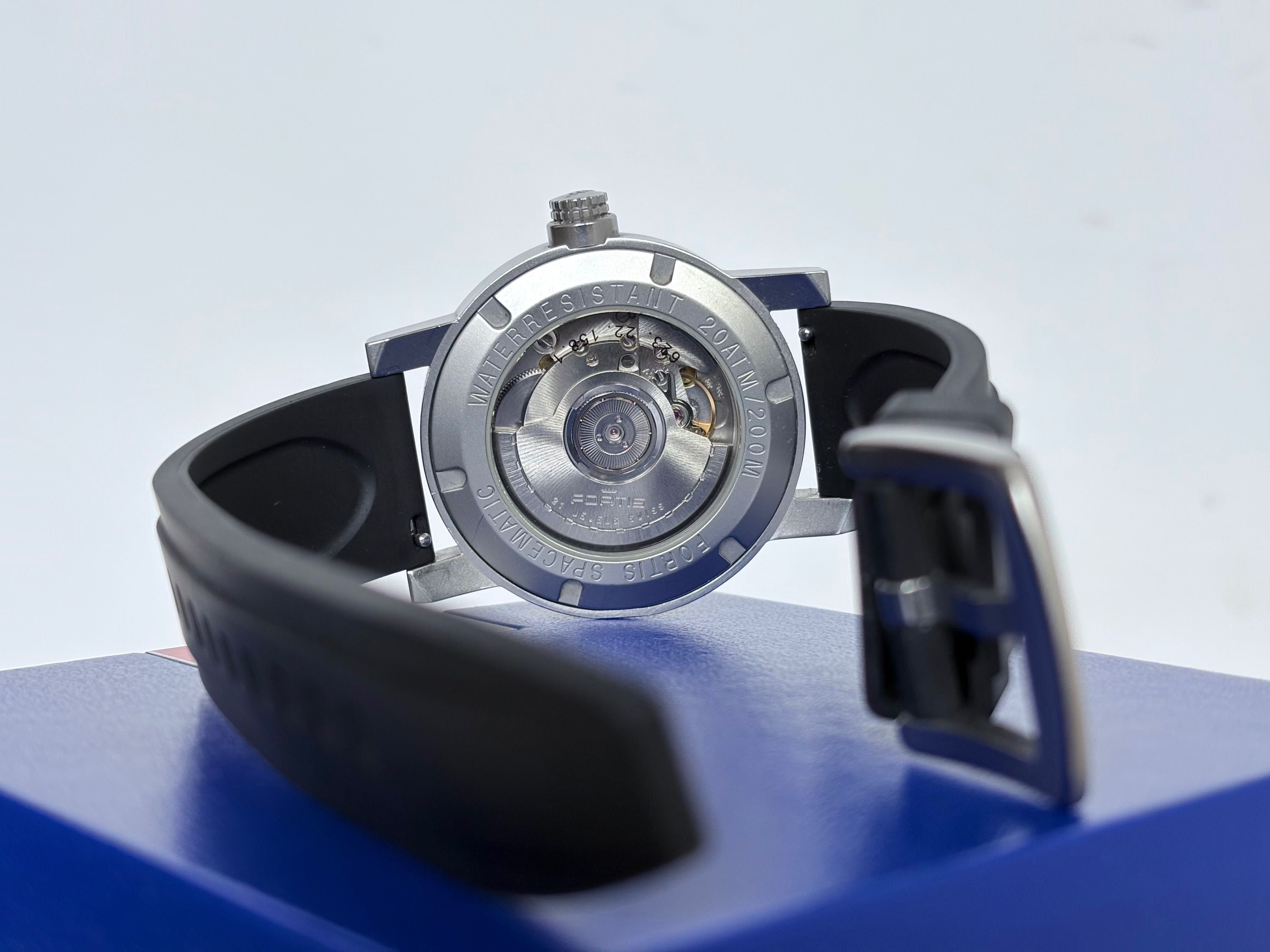Zegarek Fortis Spacematic GMT
