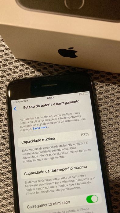 iPhone SE 2nd com caixa