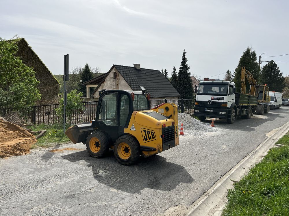 Miniładowarka JCB 160 robot