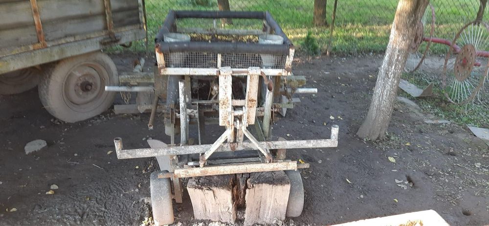 Картоплесаджалка