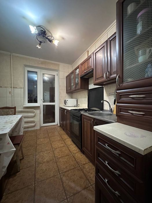 Продаж 3-км квартири | район Варшавського ринку