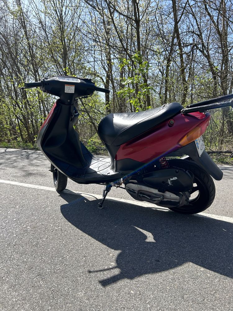 Продам скутер Suzuki Lets 2 New на документах!