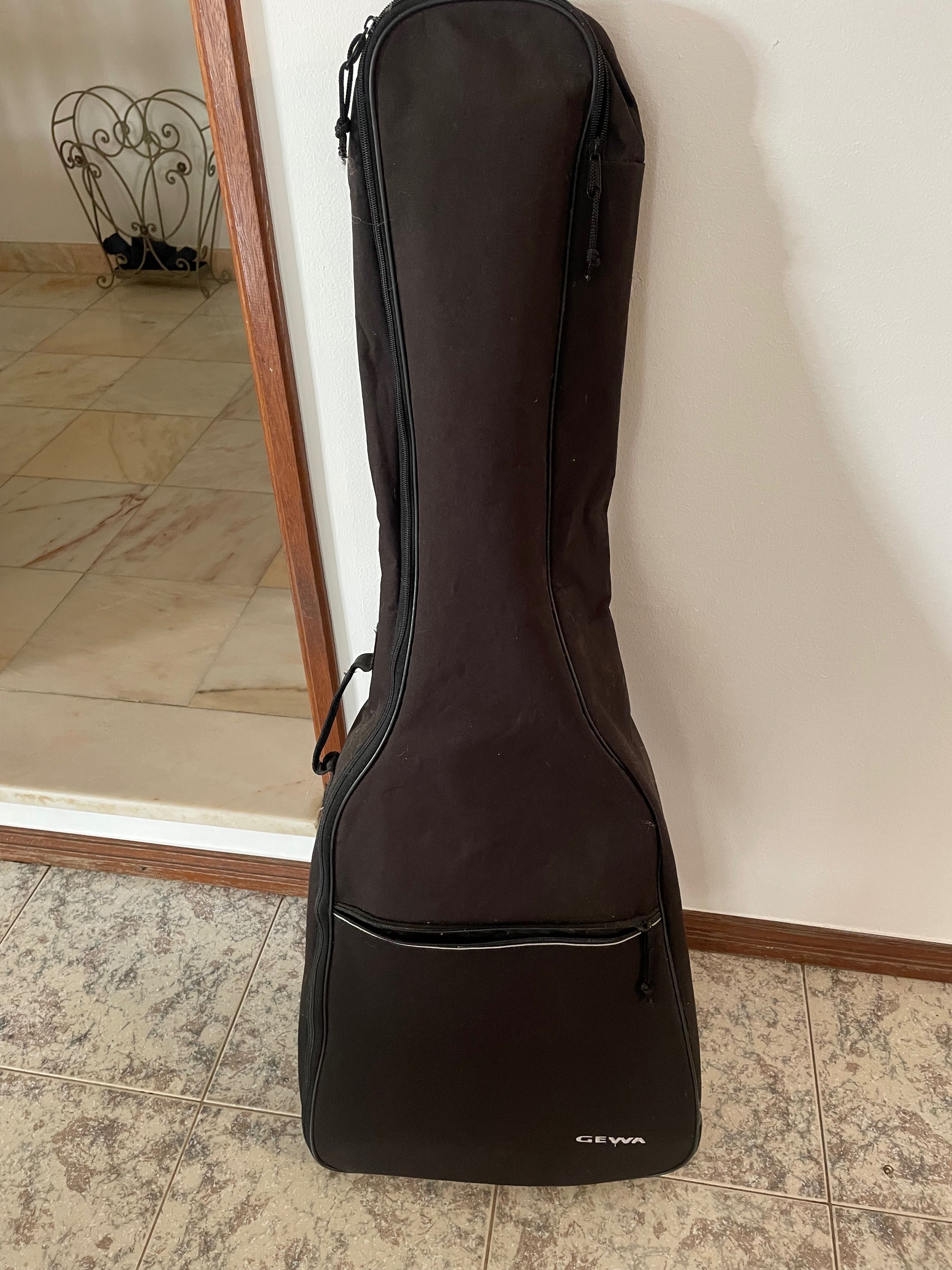 Violão seminovo 6 cordas Adamastor
