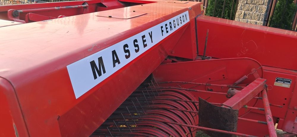 Продам прес Massey ferguson 120!