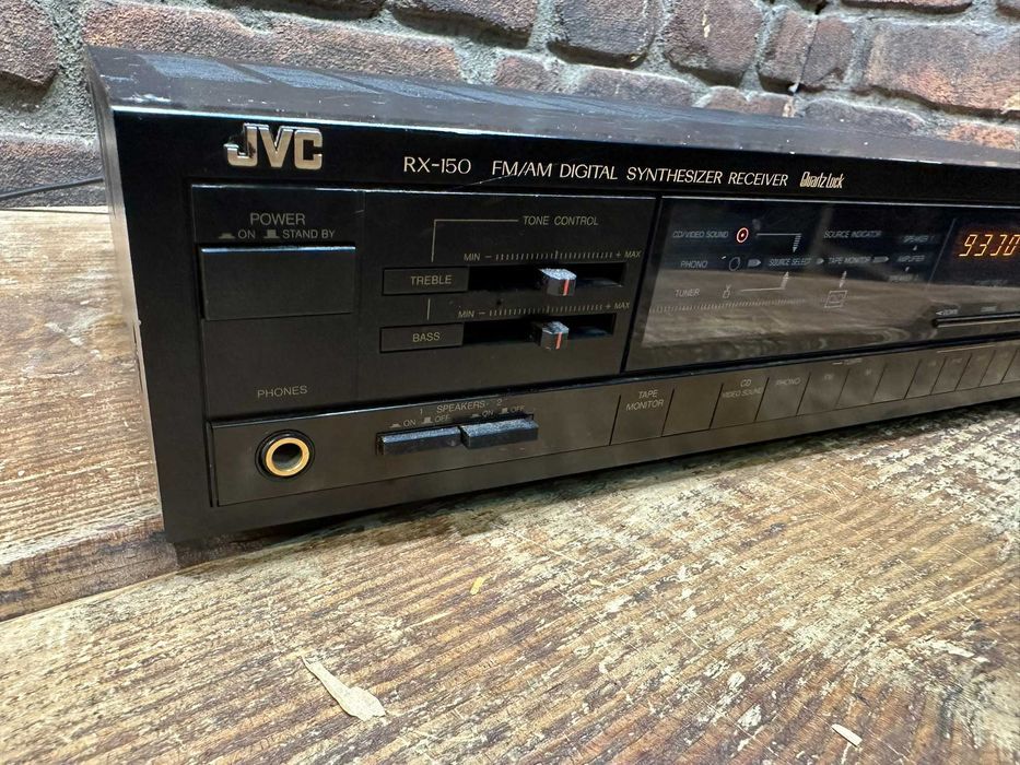 Amplituner JVC RX-150