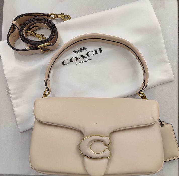 Сумка Coach Pillow Tabby Shoulder Bag 26 Ivory