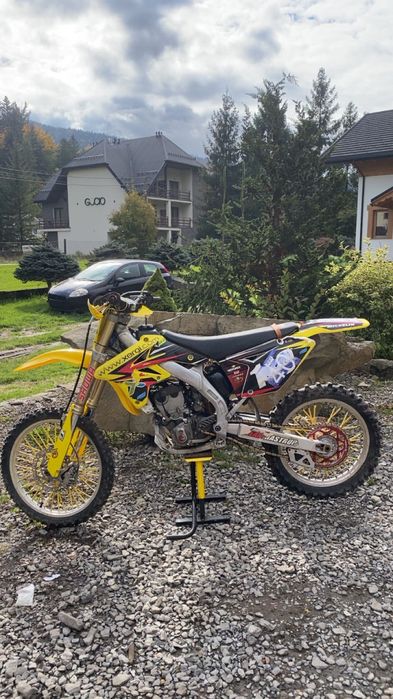 Suzuki RM-Z 250 fMF Titanium  Moussy – gotowy do jazdy!