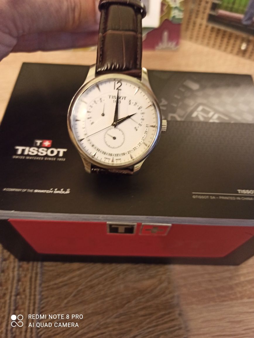 Часы  швейцарские TISSOT