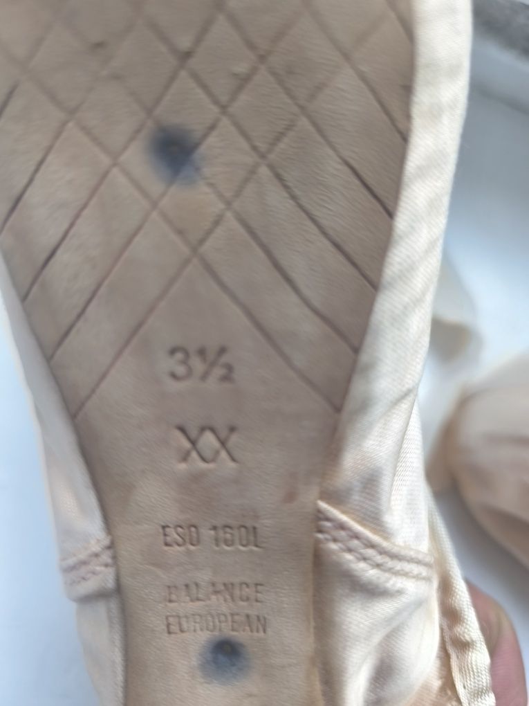 BLOCH Balance European Strong Pointy Baletowe 3¹/₂ XX
