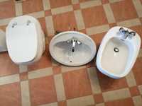 Louças sanitárias brancas usadas em bom estado (pouco uso)