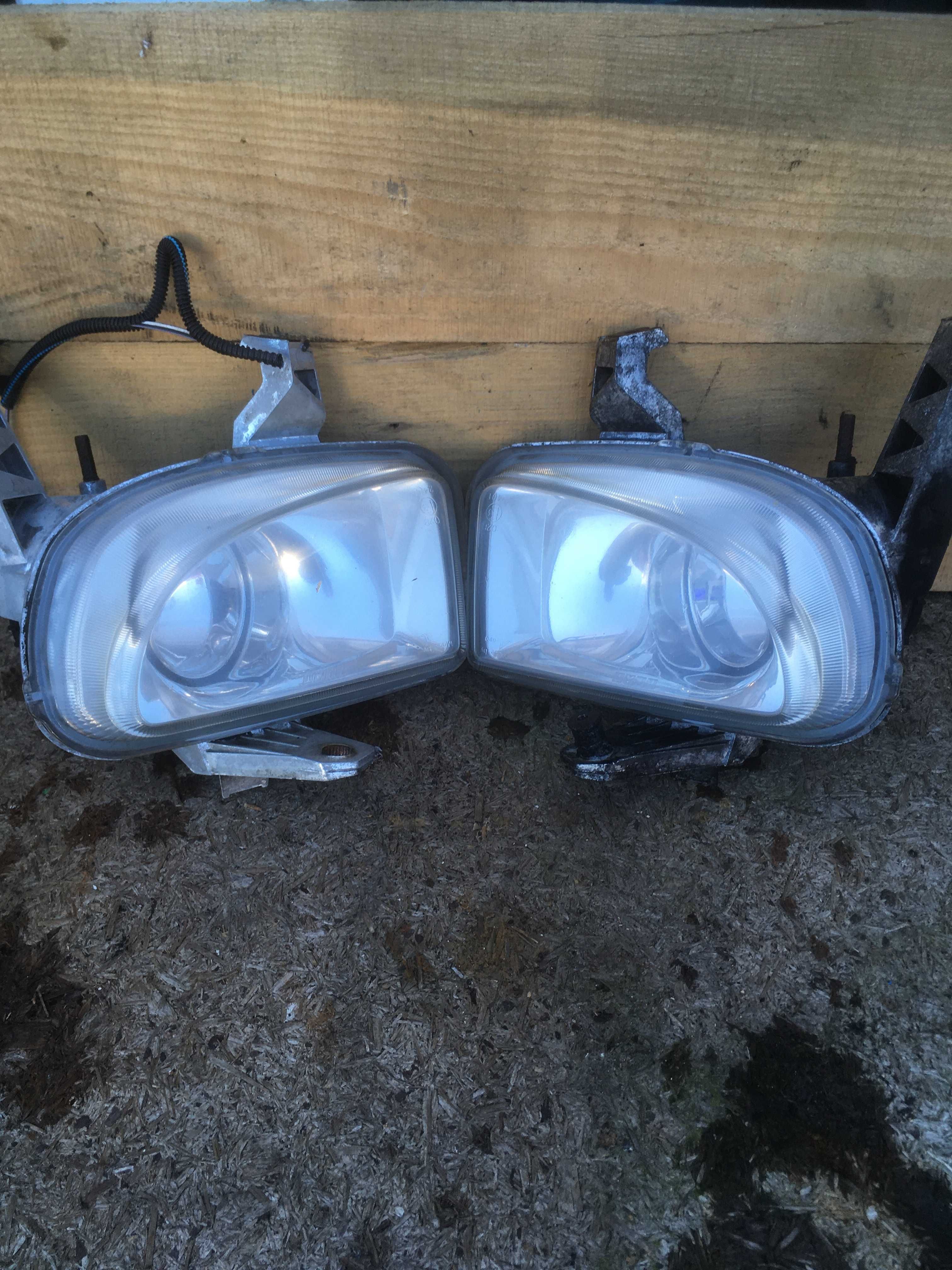 lampa przeciwmgielna lewa prawa grande punto 06 rok fiat
