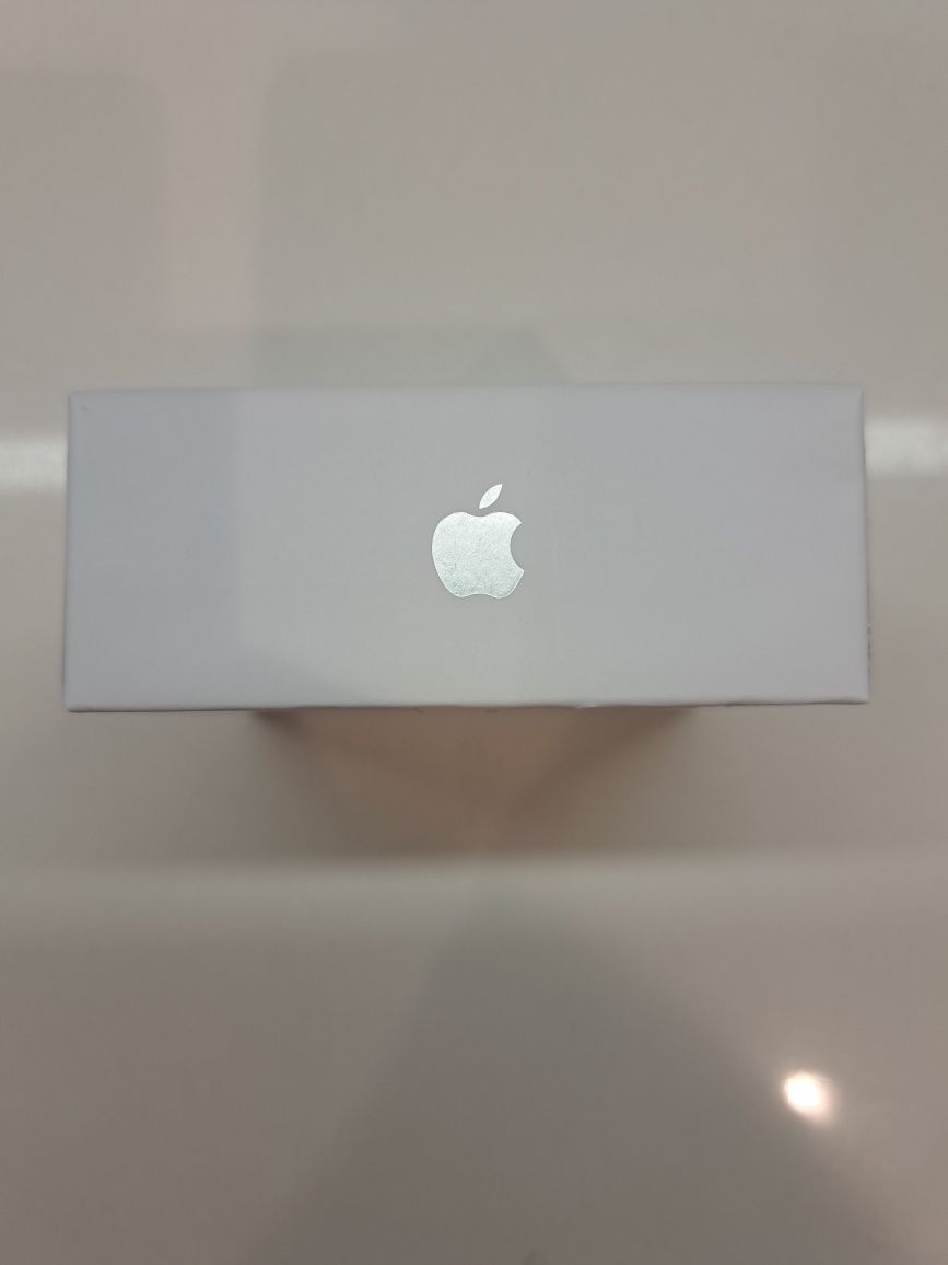 Airpods 4 ANC (Apple)
