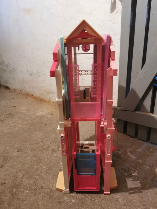 Duży składany domek Barbie