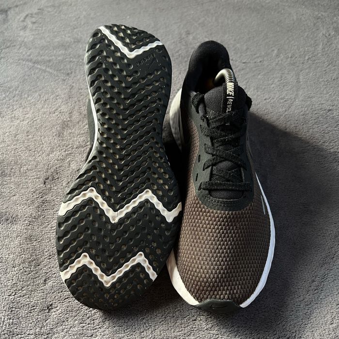 Жіночі кросівки Nike revolution 7. P.38.