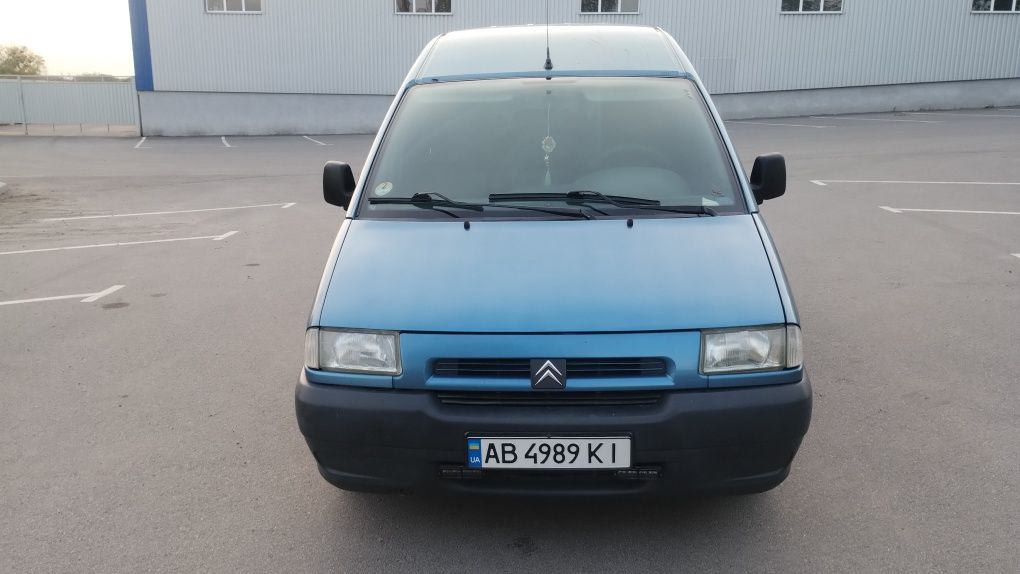 Citroen jumpy мінівен