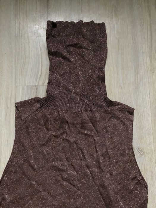 Безрукавка , жилетка , гольф без рукавів , топ