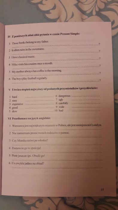 Testy nie tylko dla gimnazjalistów 1. Gramatyka angielska Tomasz Szarf