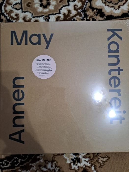 AnnenMayKantereit - "Es ist Abend und wir sitzen bei mir"