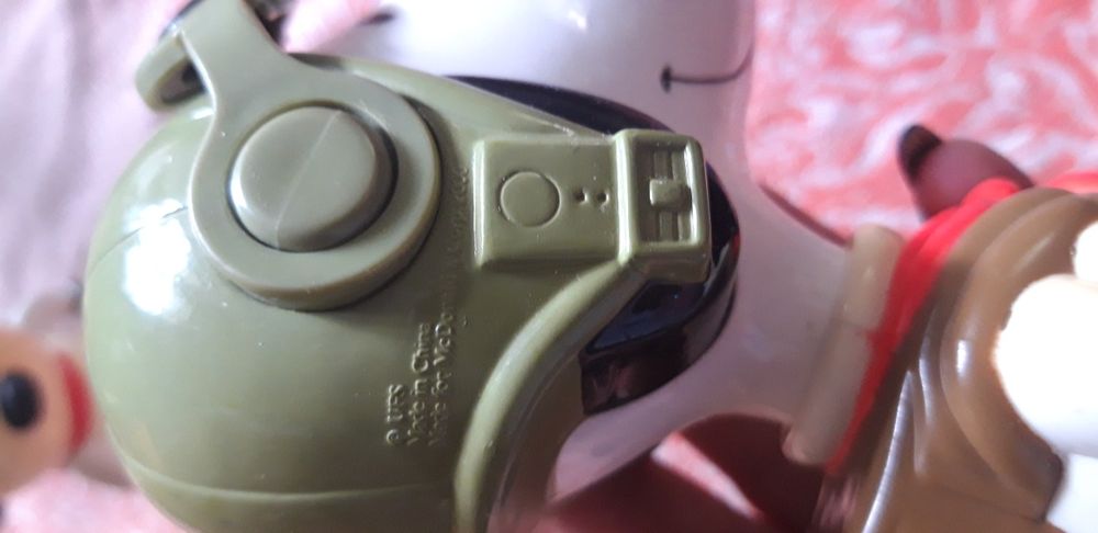 Снуппи McDonalds Макдональдс хэппимил happy Meal Цена за две