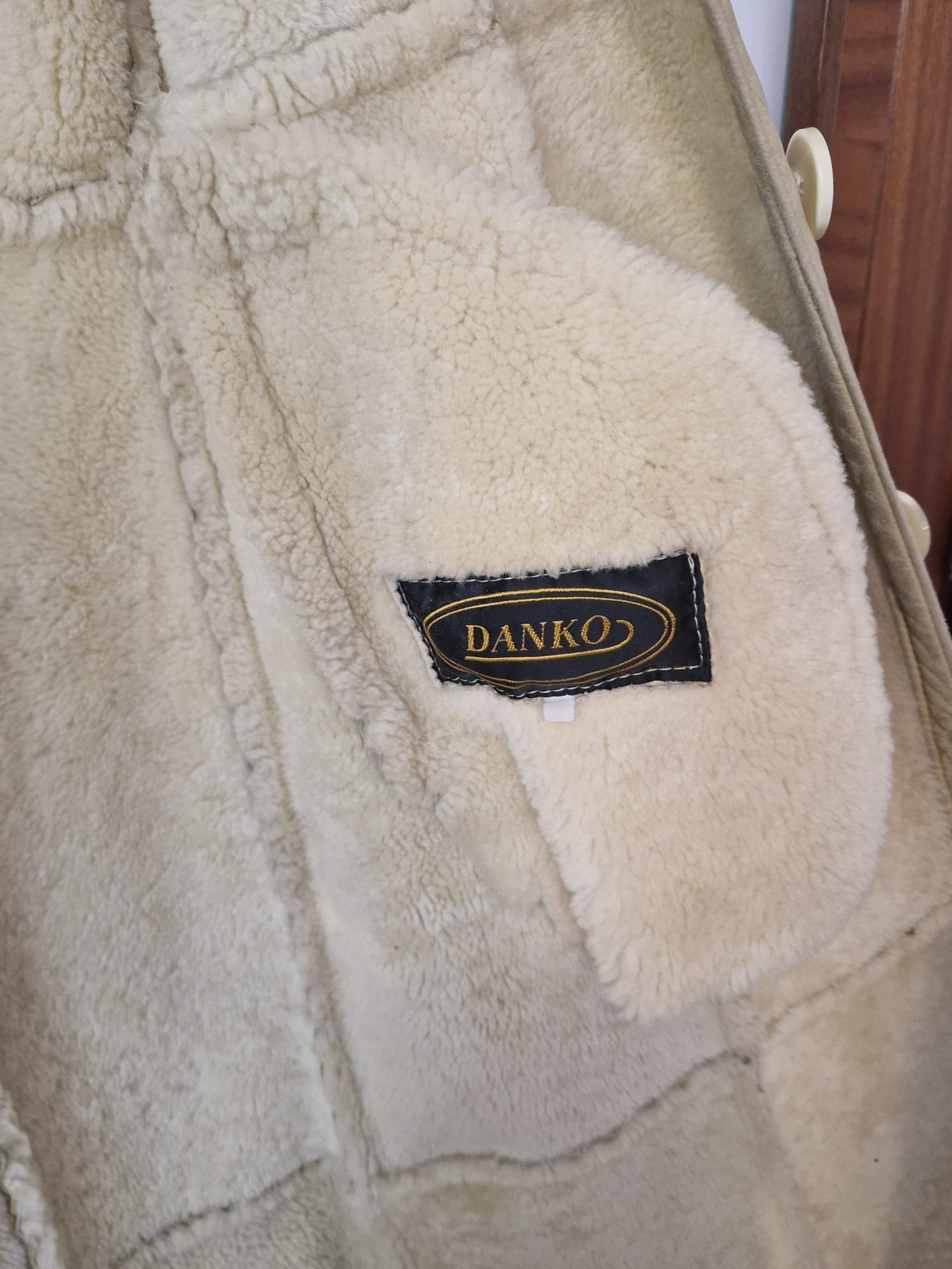Vendo casaco de pele da marca Danko