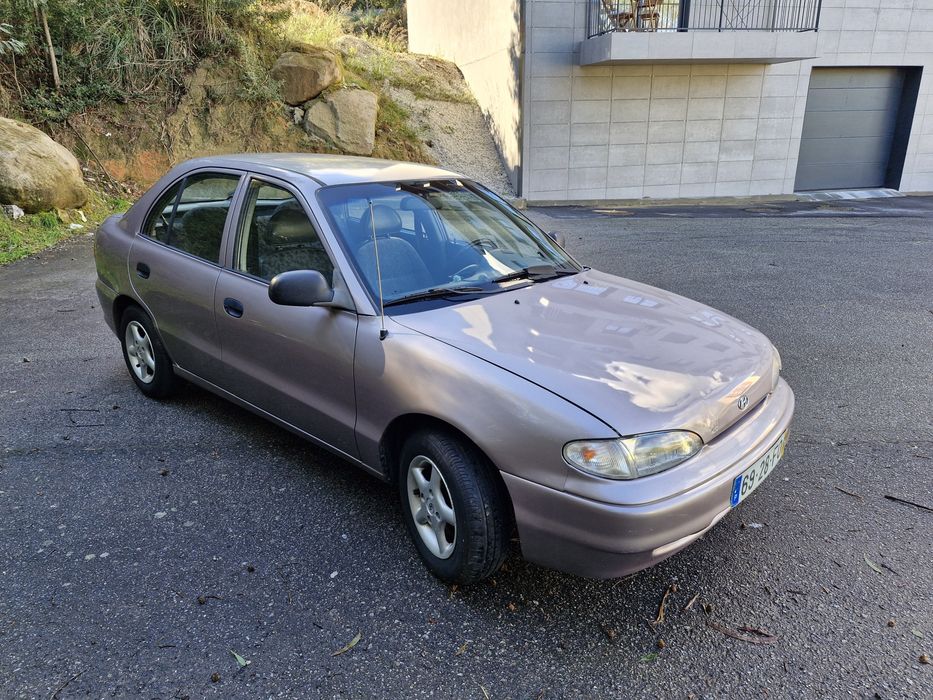 Hyundai Accent 1.3 LS 5 portas