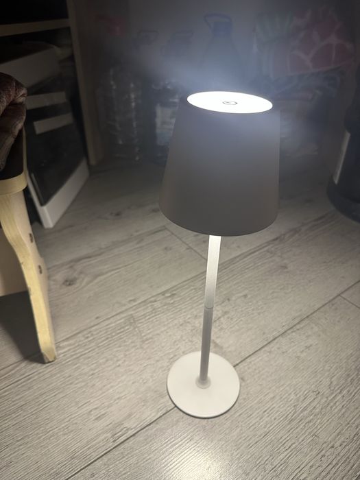 Настольная лампа светильник автономный