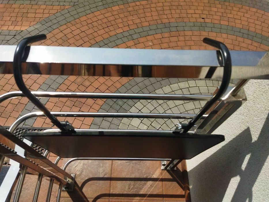 Розкладний підвісний столик для балкону чи тераси